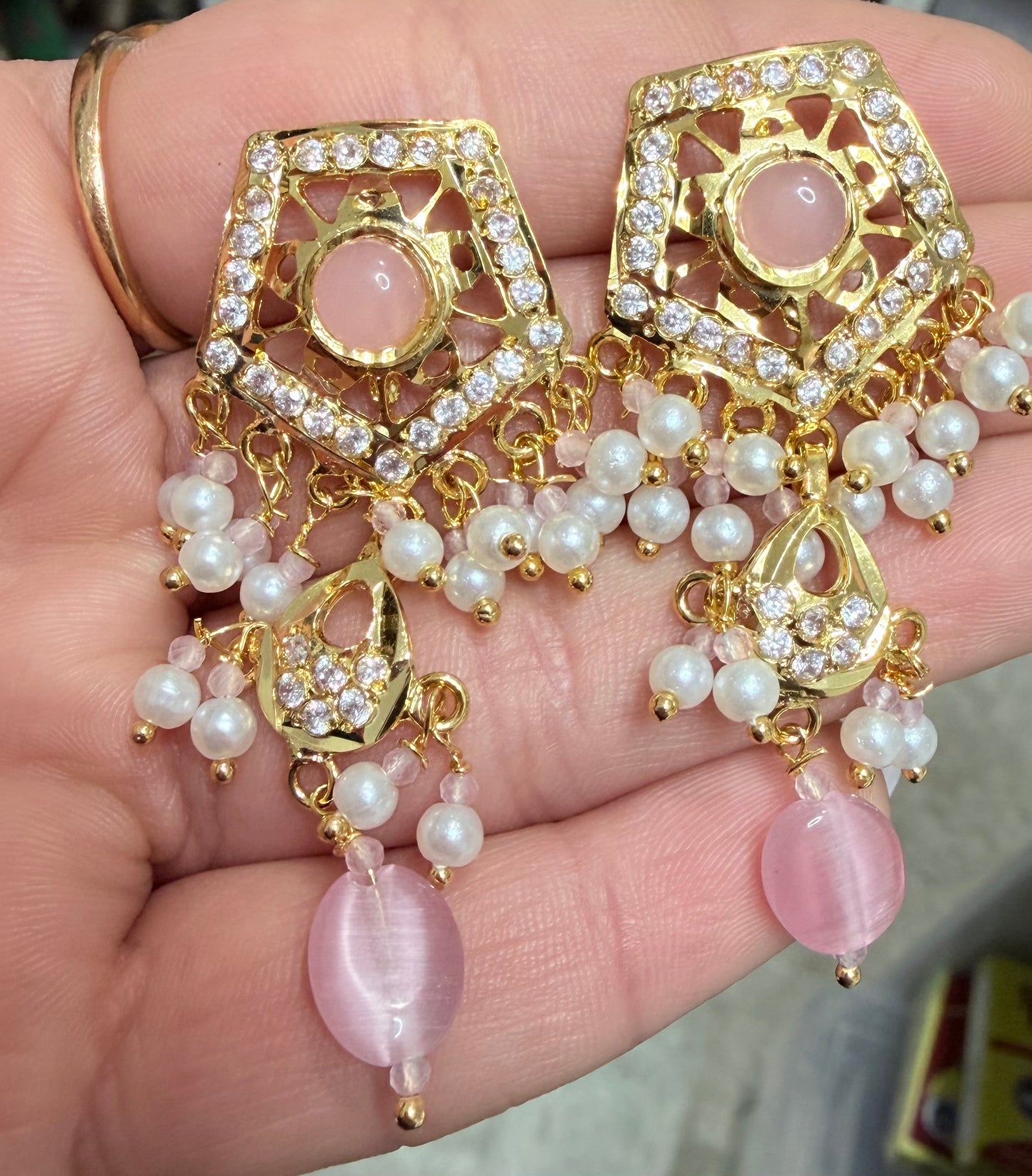 Jadau Earrings Studs