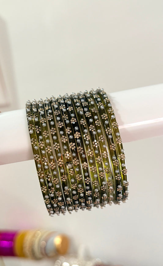 *Back In Stock* Sonal Pearl Bangle Set
