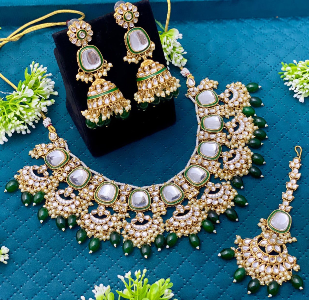 Dark Green Kundan Style Necklace Set