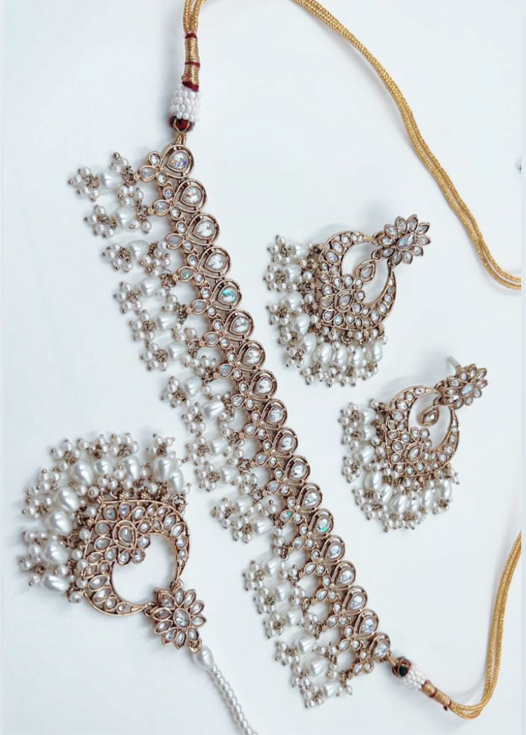 Pearl and Golden Choker Necklace Set