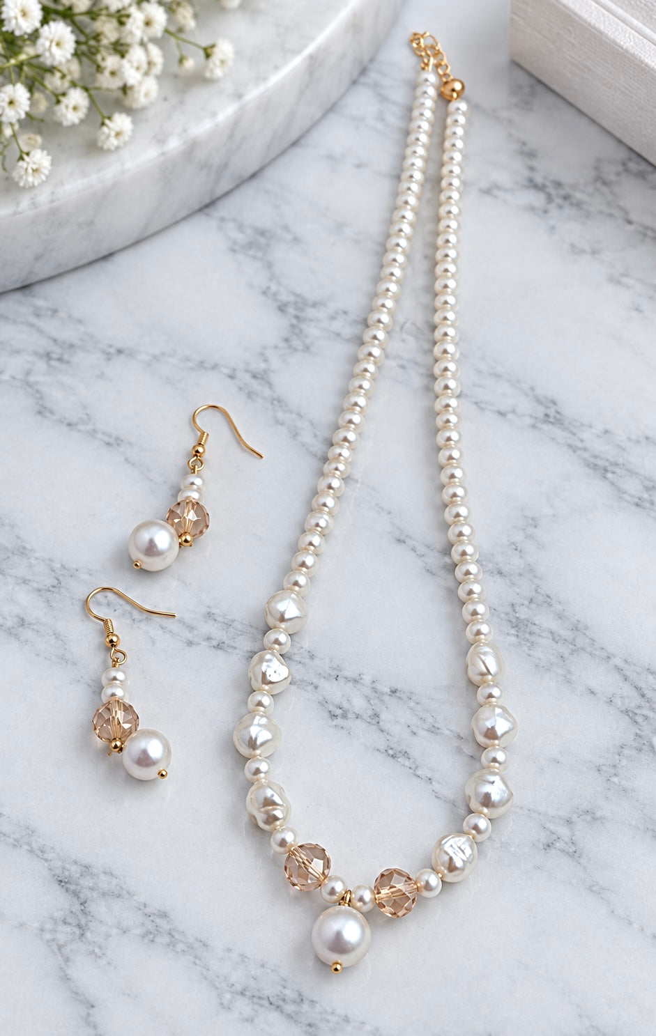 Noor Pearl Necklace Set