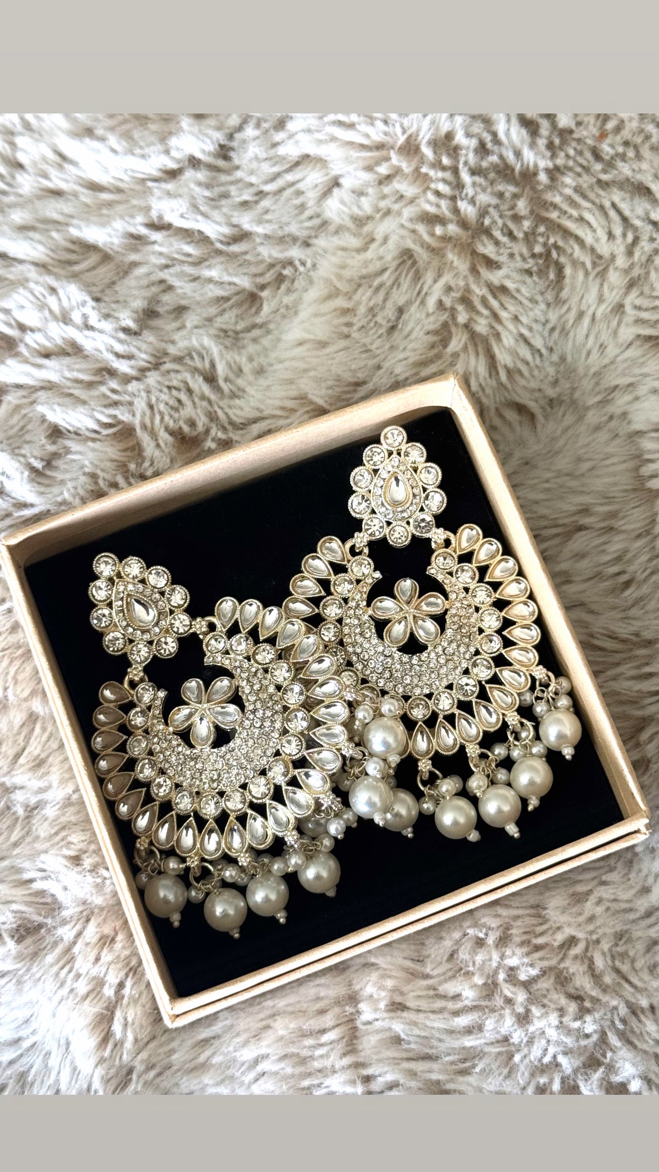 Noor Pearl Earrings