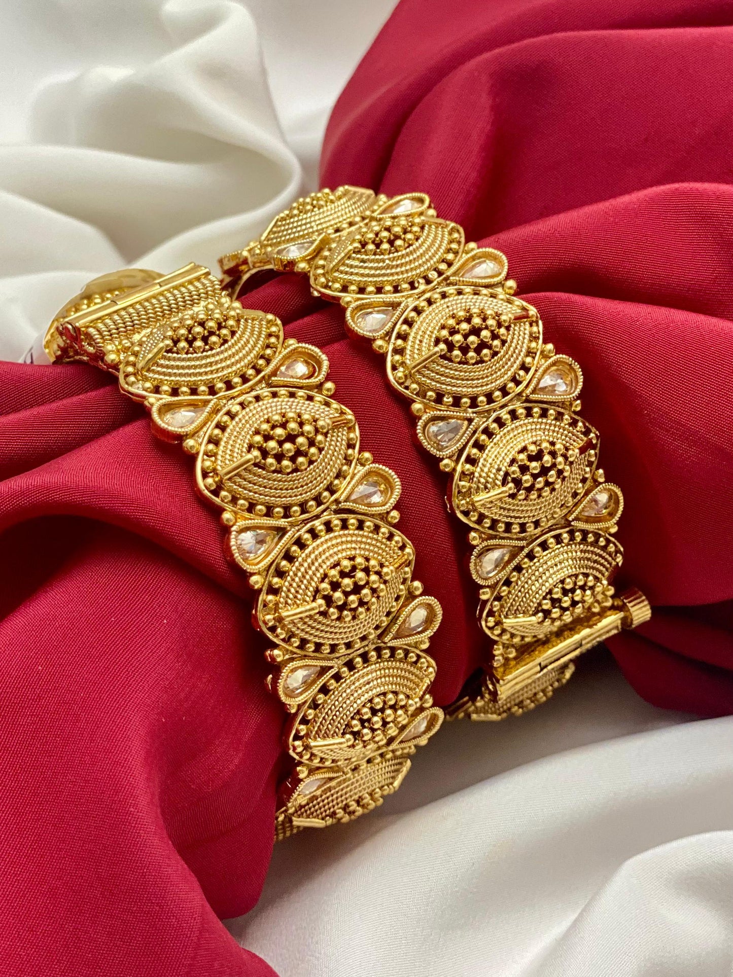 Gold Plated Set of 2 Bangles