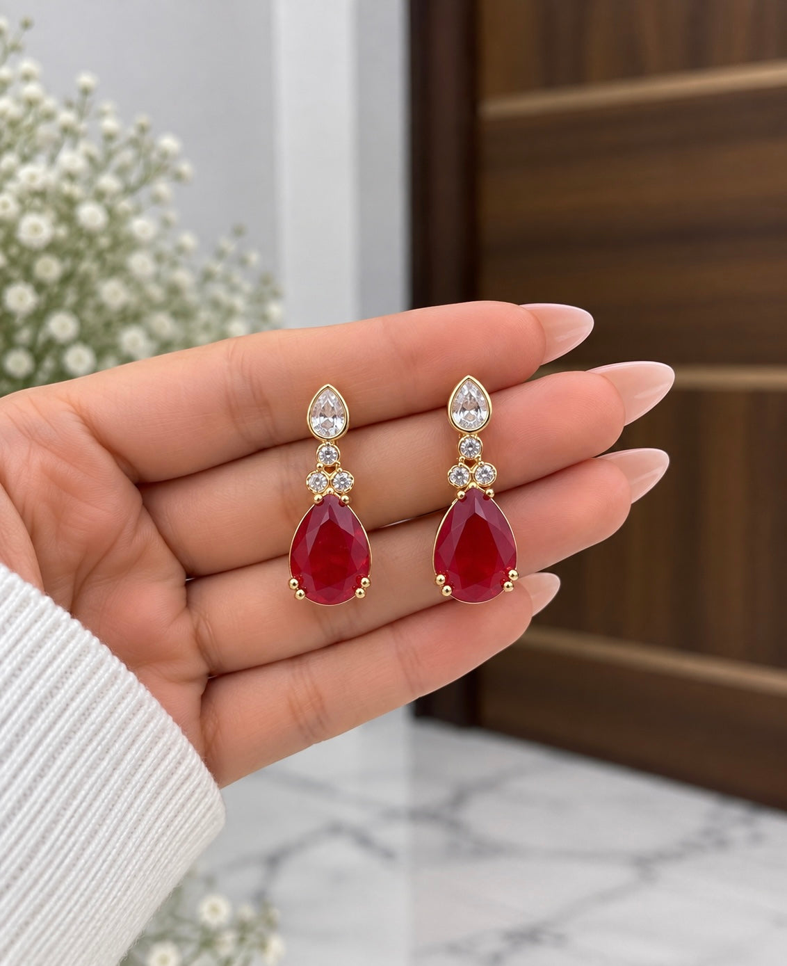 Komal Moissanite Sleek Necklace