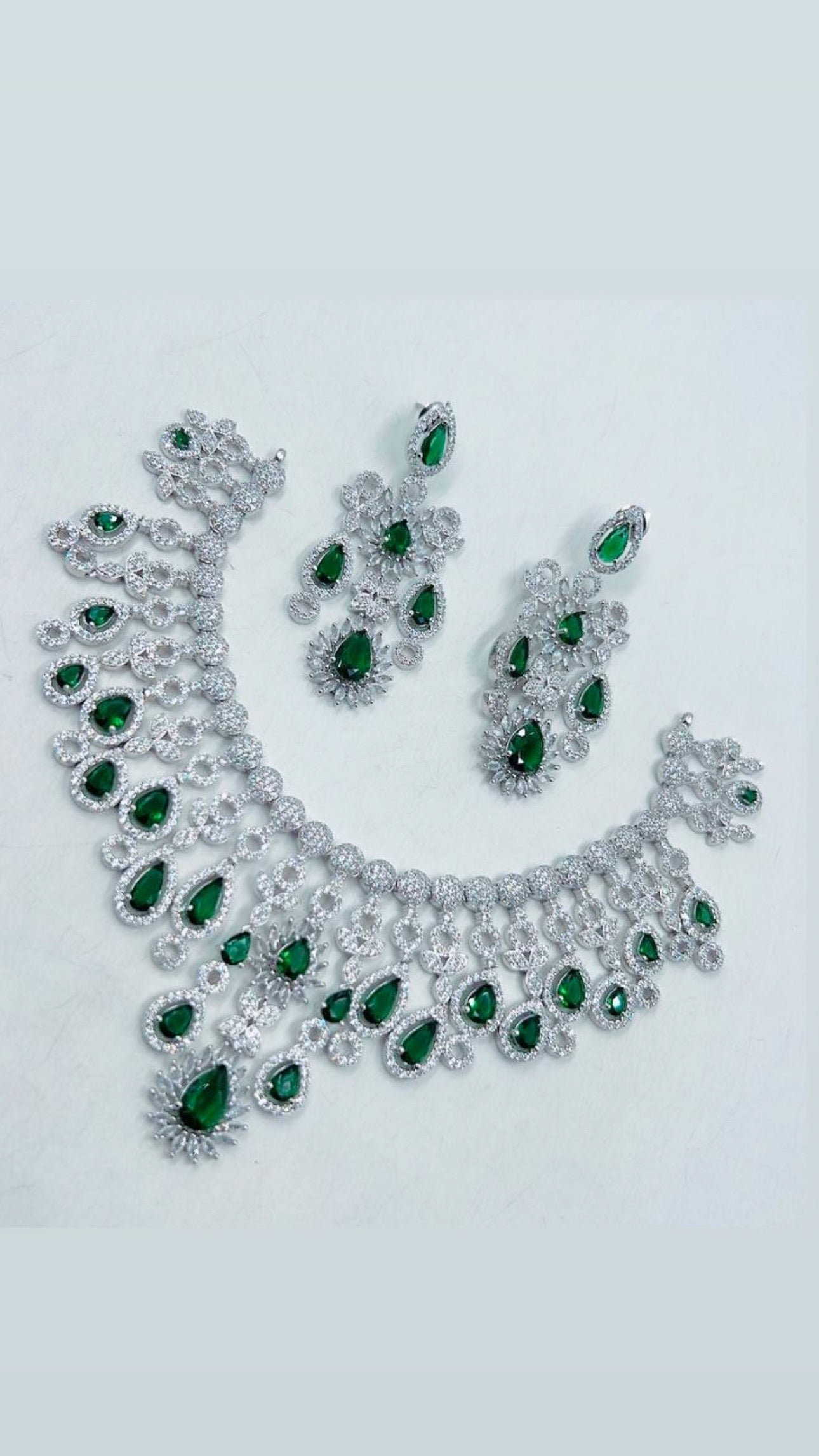 Emerald Green with Silver Necklace Set