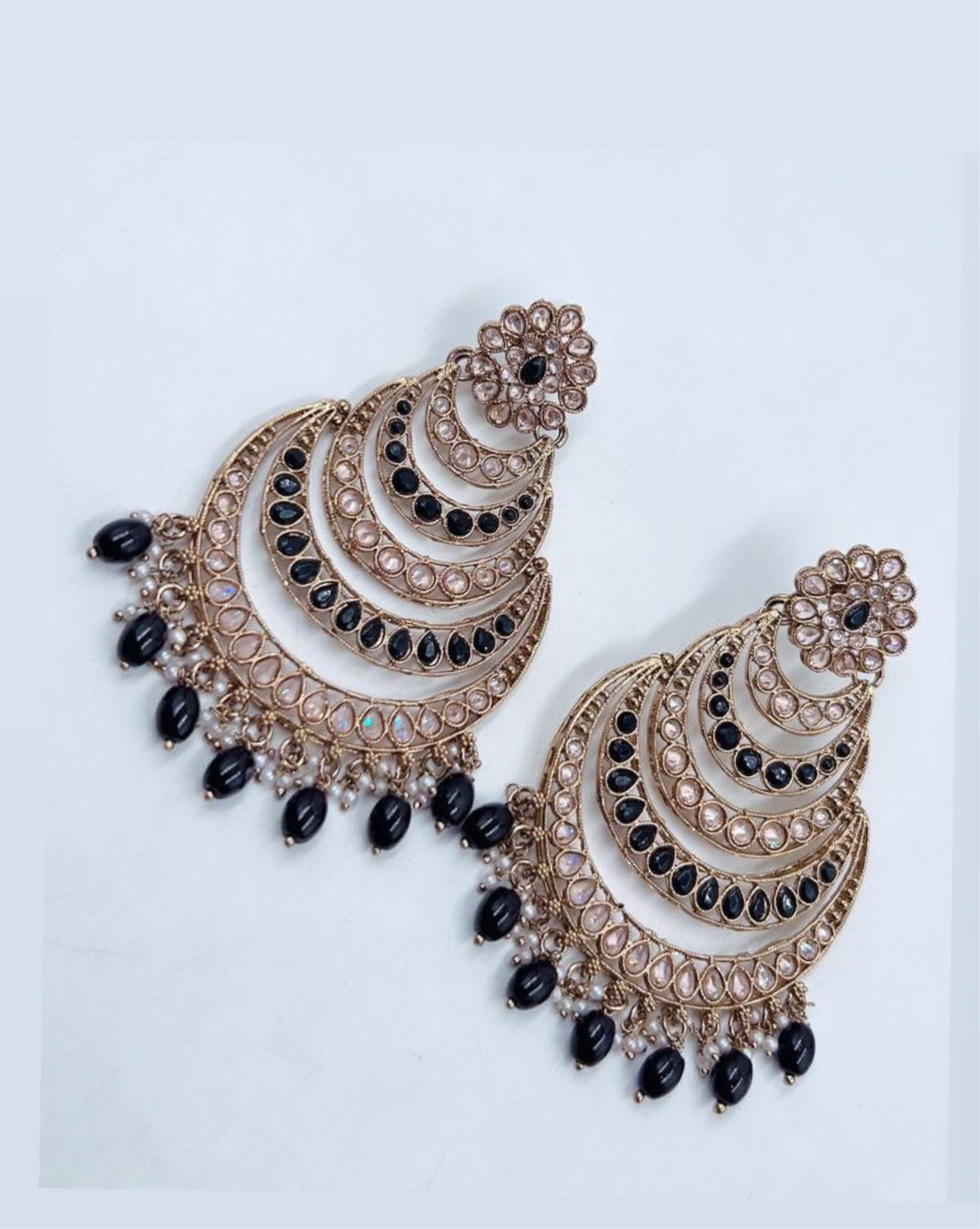 Black Earrings Set