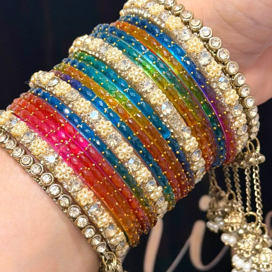 *New Arrival* Multi Colored Glass Bangle Set with Hangings