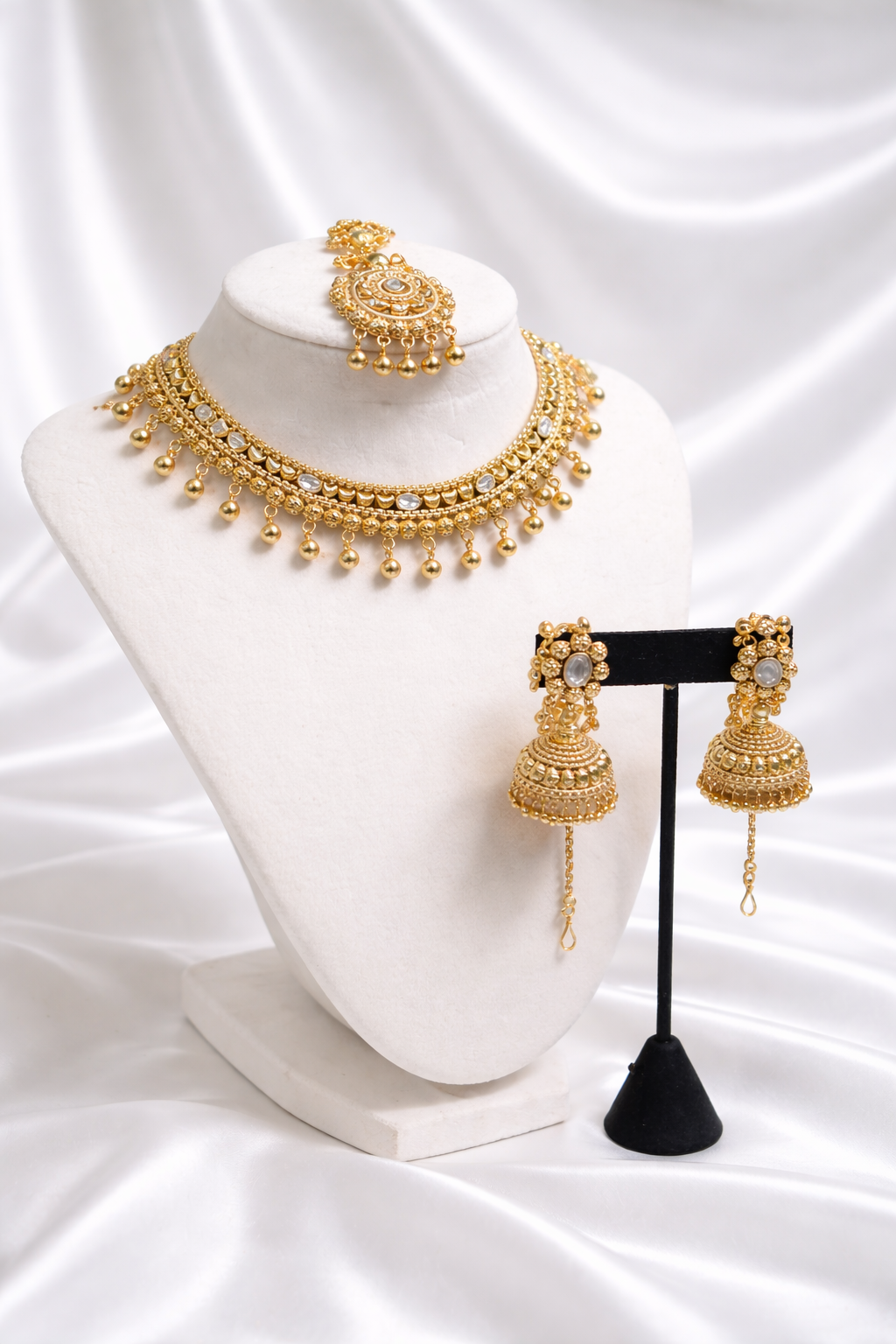 Savannah Premium Gold Plated Necklace Set with Sahara Earrings