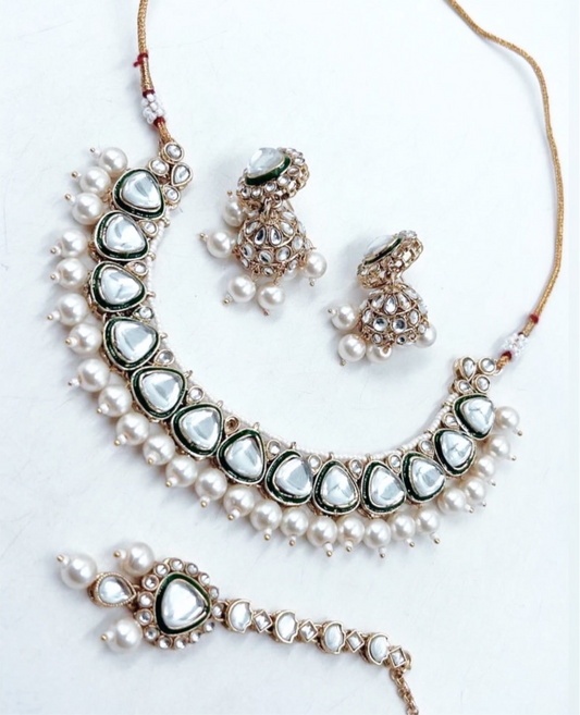 Kundan Necklace Set