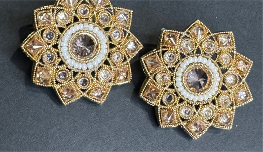 Golden & Pearls Studs