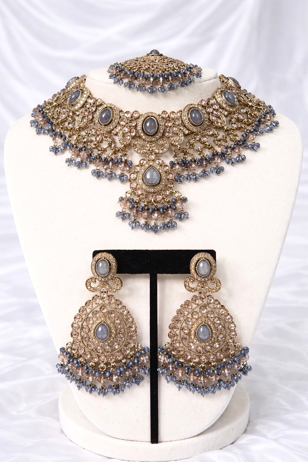 Nandini Necklace Set