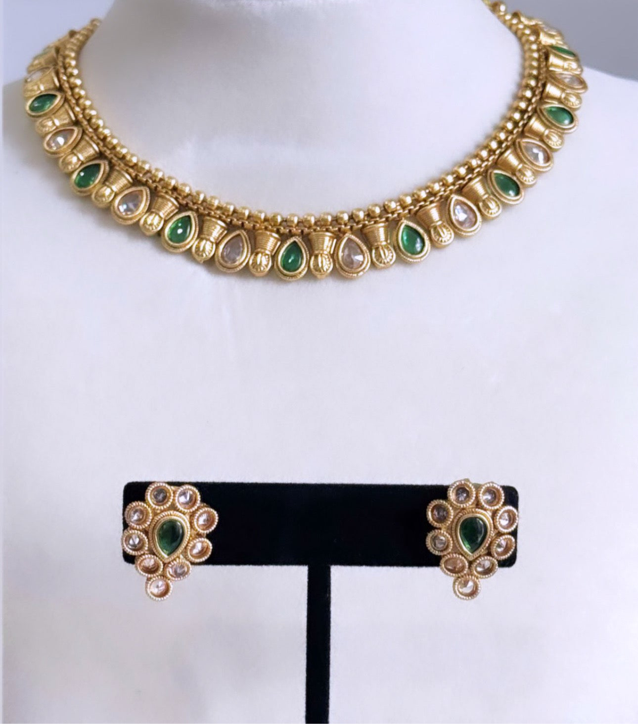Gold Plated Green Light Weight Necklace Set