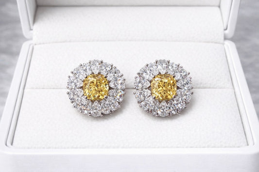 VVS Clarity WG Earring Studs