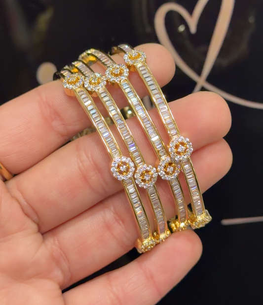 Sakshi AD Premium Bangle Set-Set of 4
