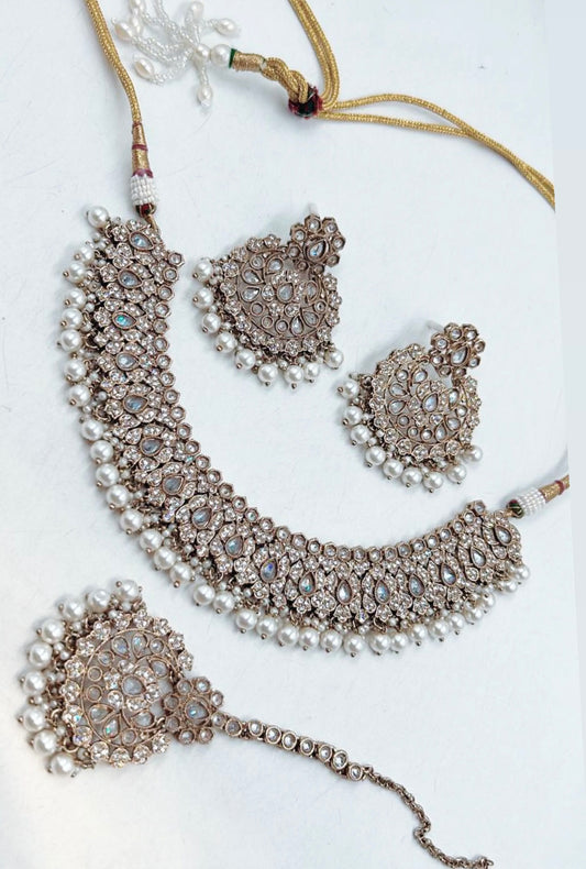 Golden and Pearls Choker Set