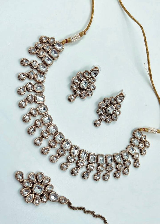 Kundan Necklace Set