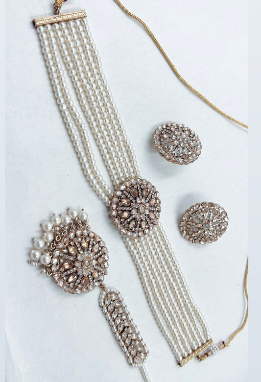 Gold and Pearl Choker Set