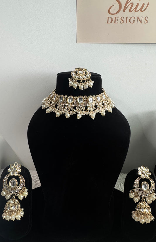 Golden With Pearls Necklace Set