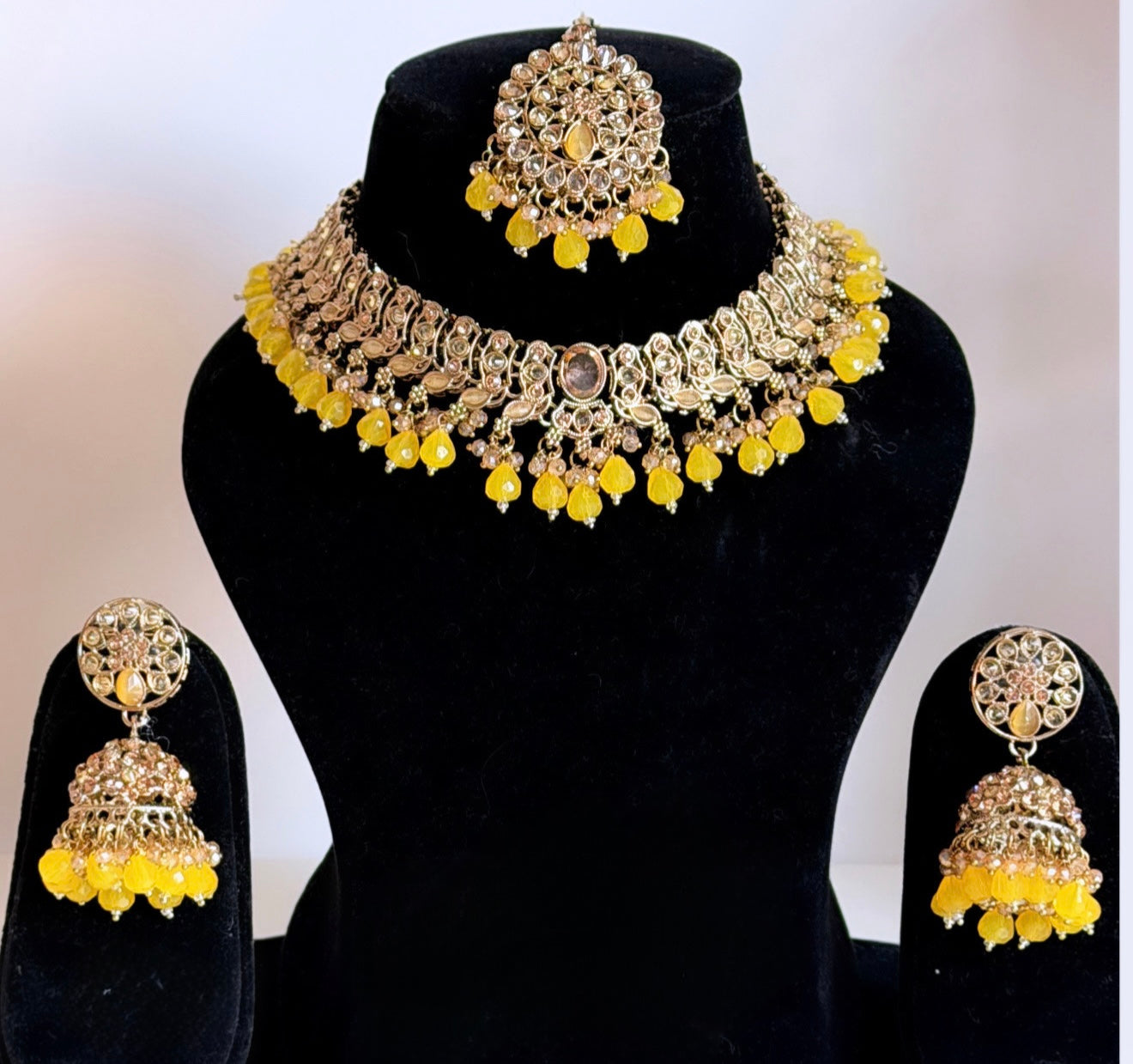 Yellow Colored Necklace Set