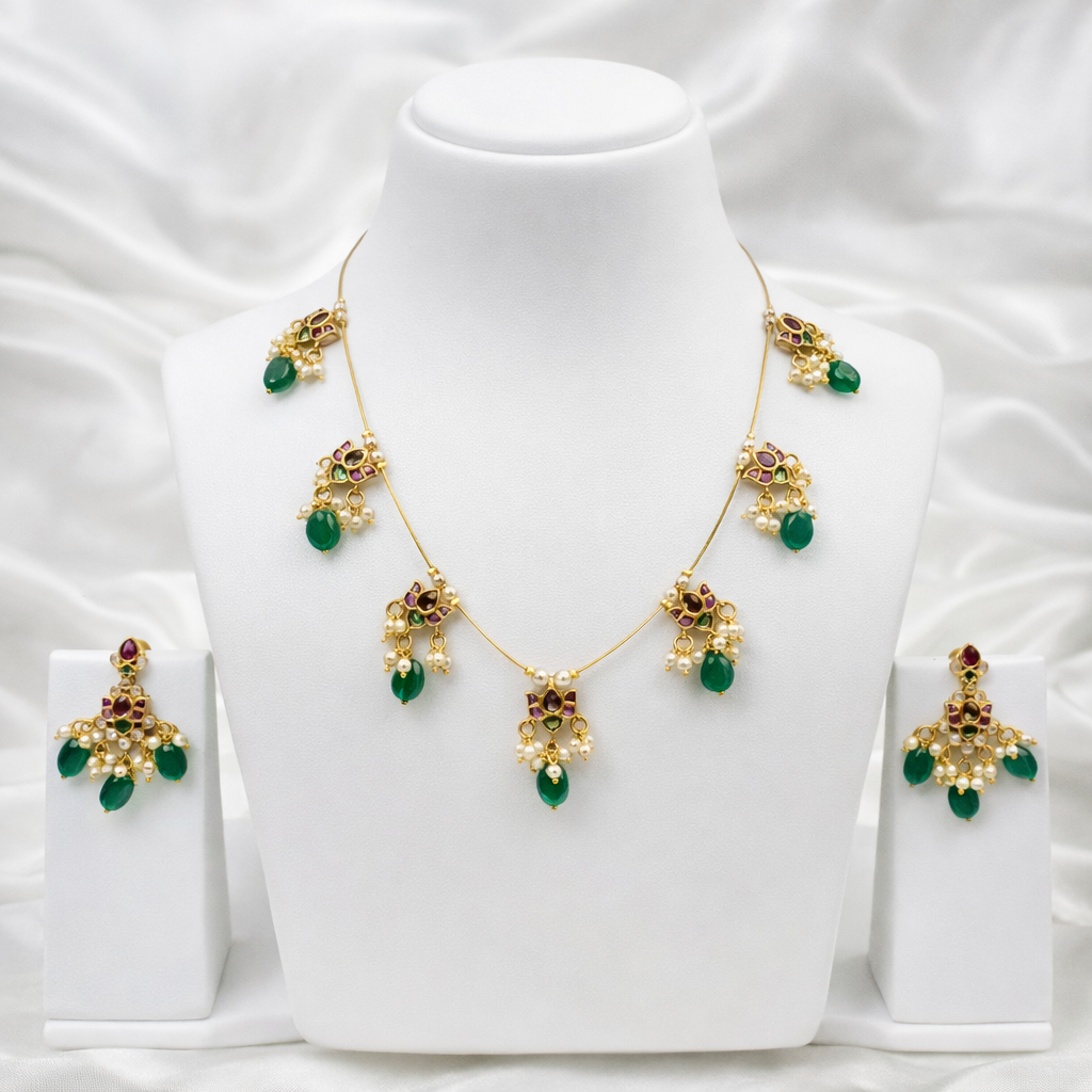 Samya Invisible Necklace Set