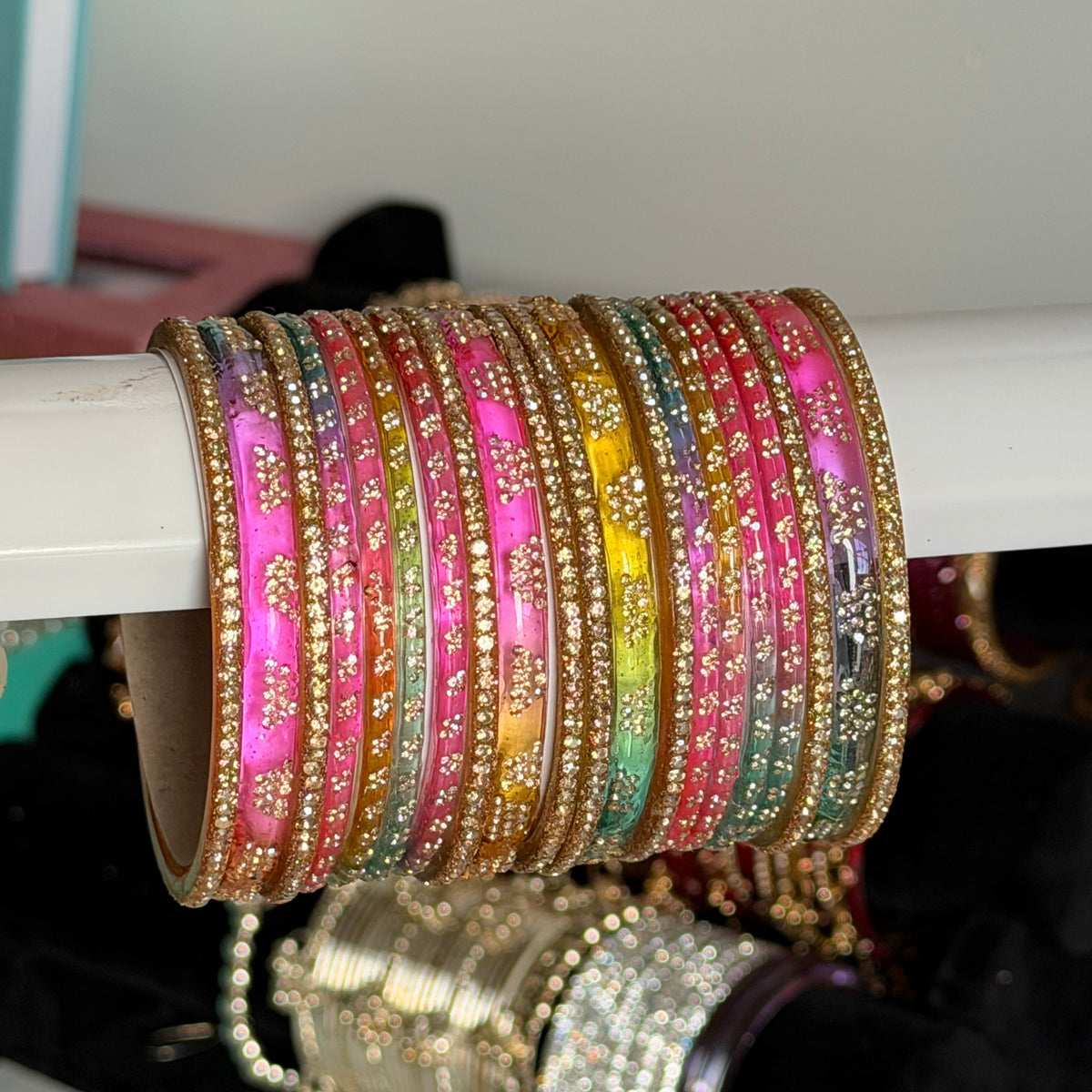 Mia Glass Bangle Set