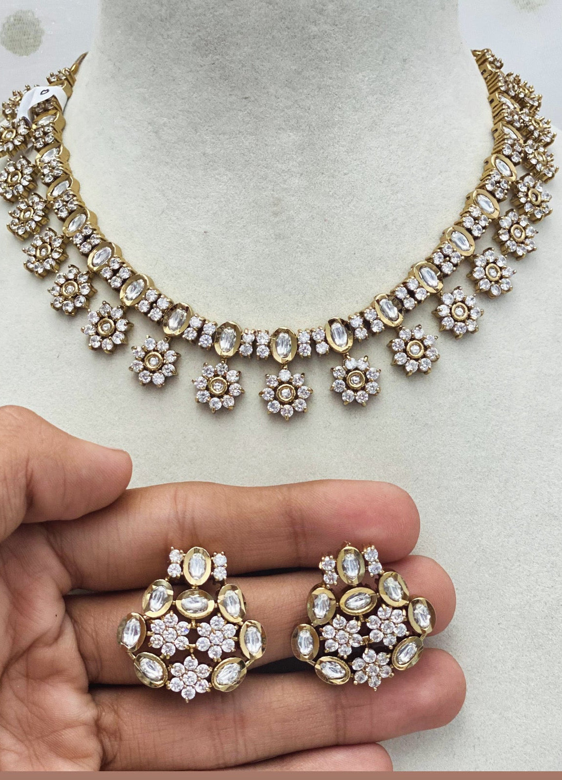 Sleek Style Necklace Set