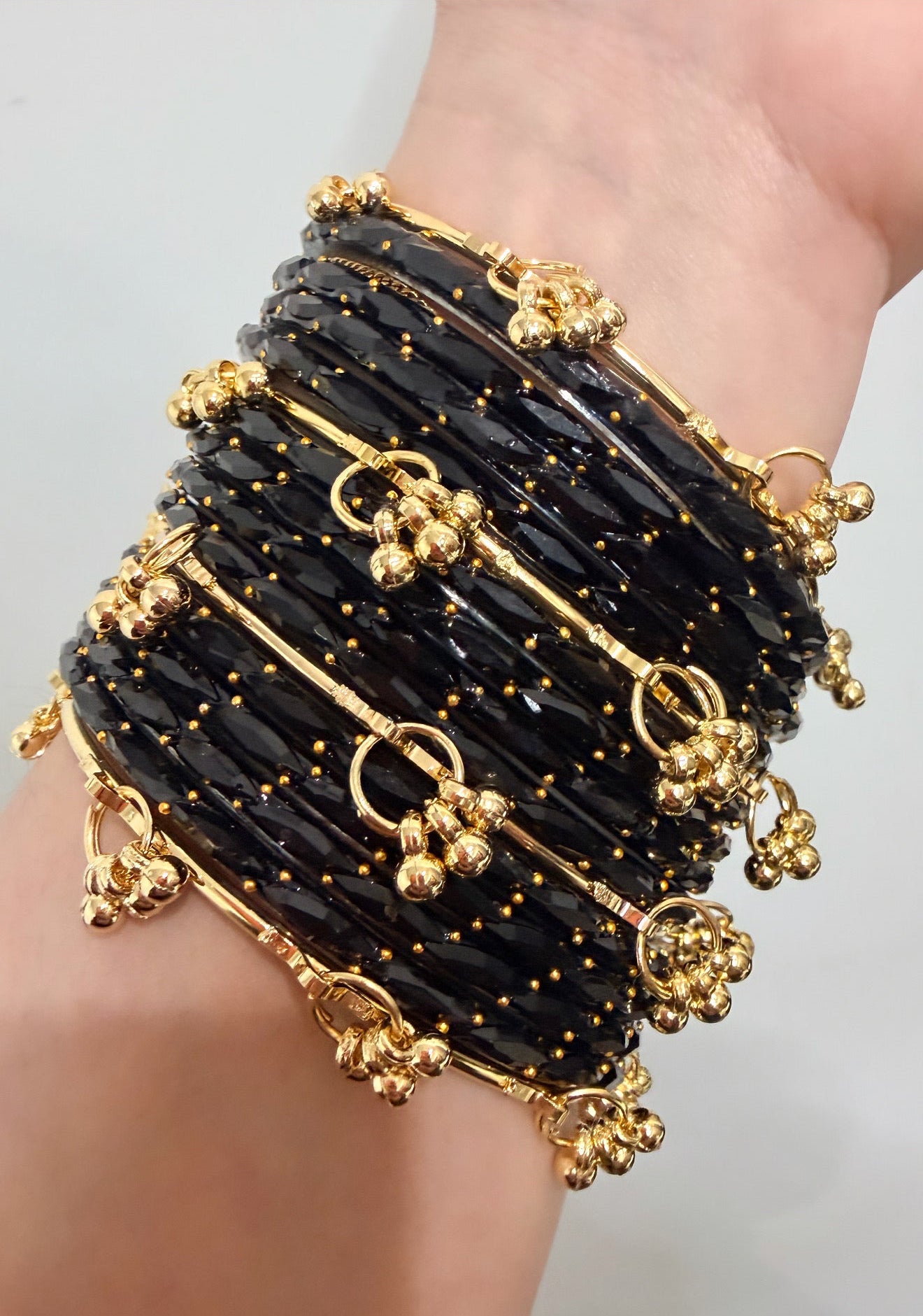 Anika Glass Bangle Set