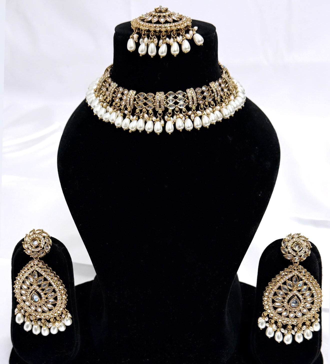 Mehr Necklace Set