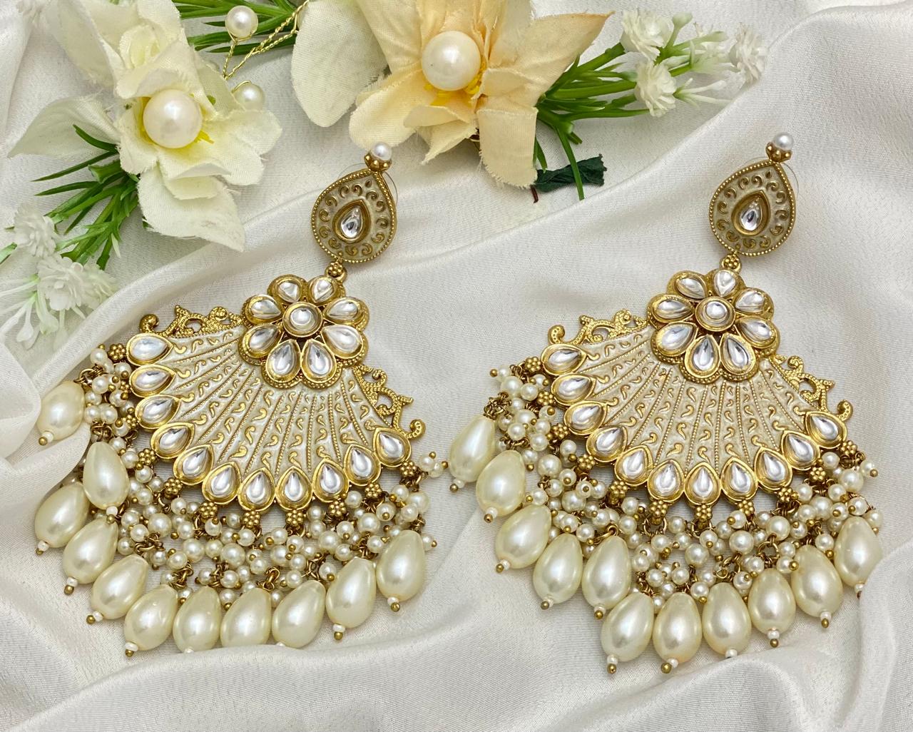 Golden with Pearls Earrings Set