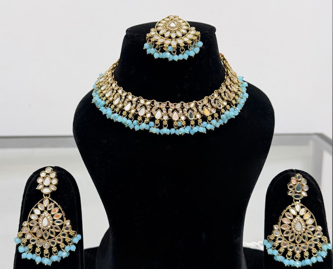 Light Blue Mirror Style Necklace Set