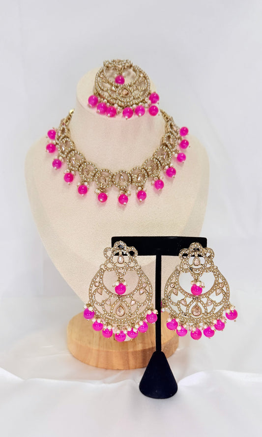 Magenta & Golden Polki Style Sleek Necklace Set