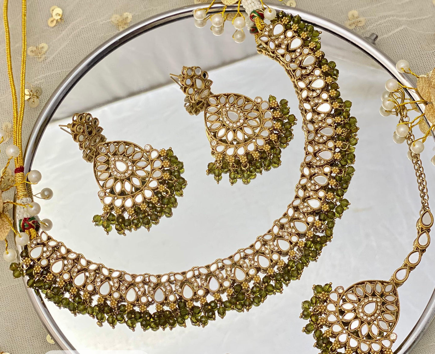 Mehndi Color Mirror Necklace Set