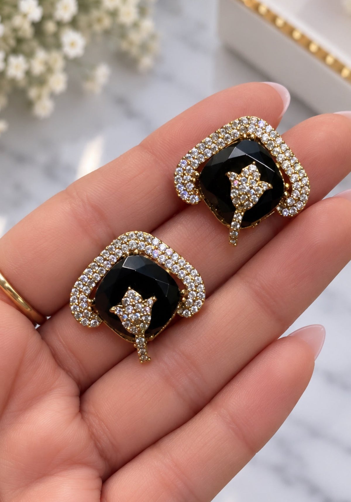 Rashmi Earrings Studs