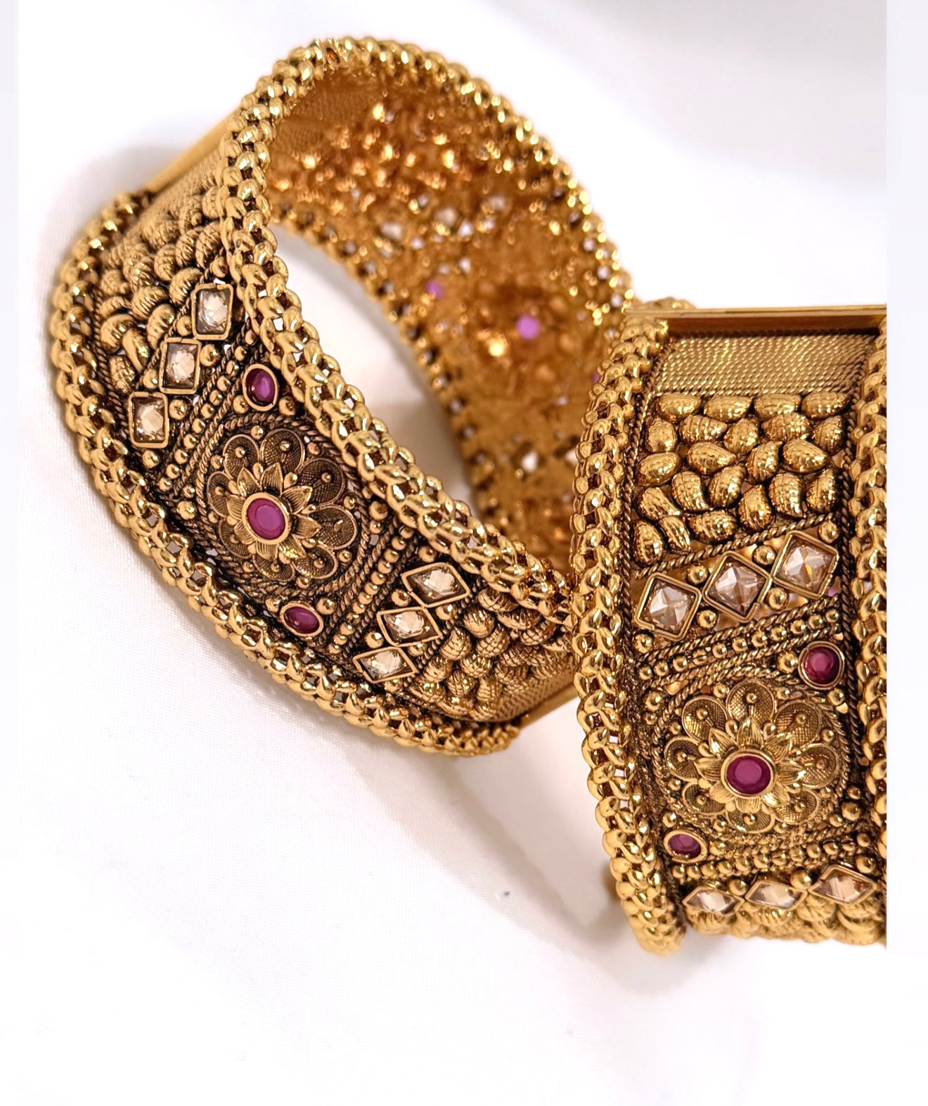 Mastani- Premium Quality Gold Plated Bangle Set