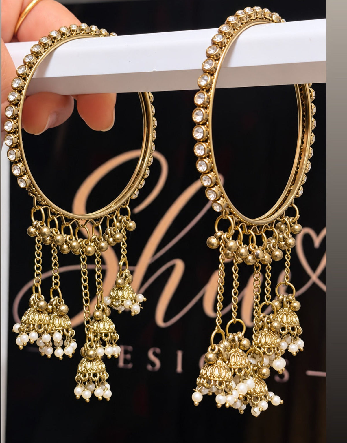 Jasmine AD Hanging Bangle Set of 2