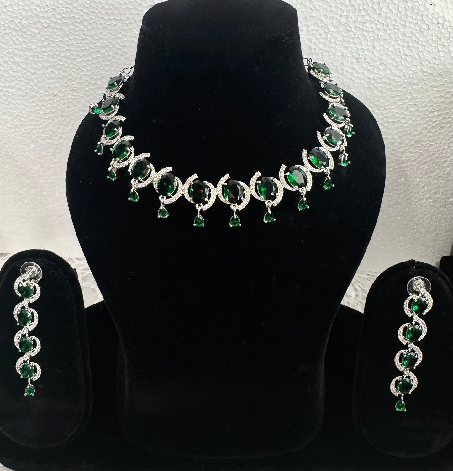 Emerald Green Necklace Set