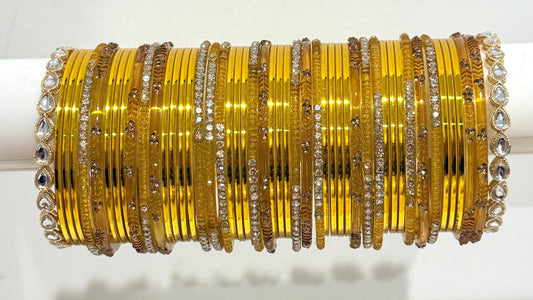 Golden Glass & Metal Mix Bangle Set