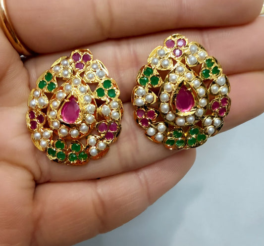 Jadau Earrings Studs