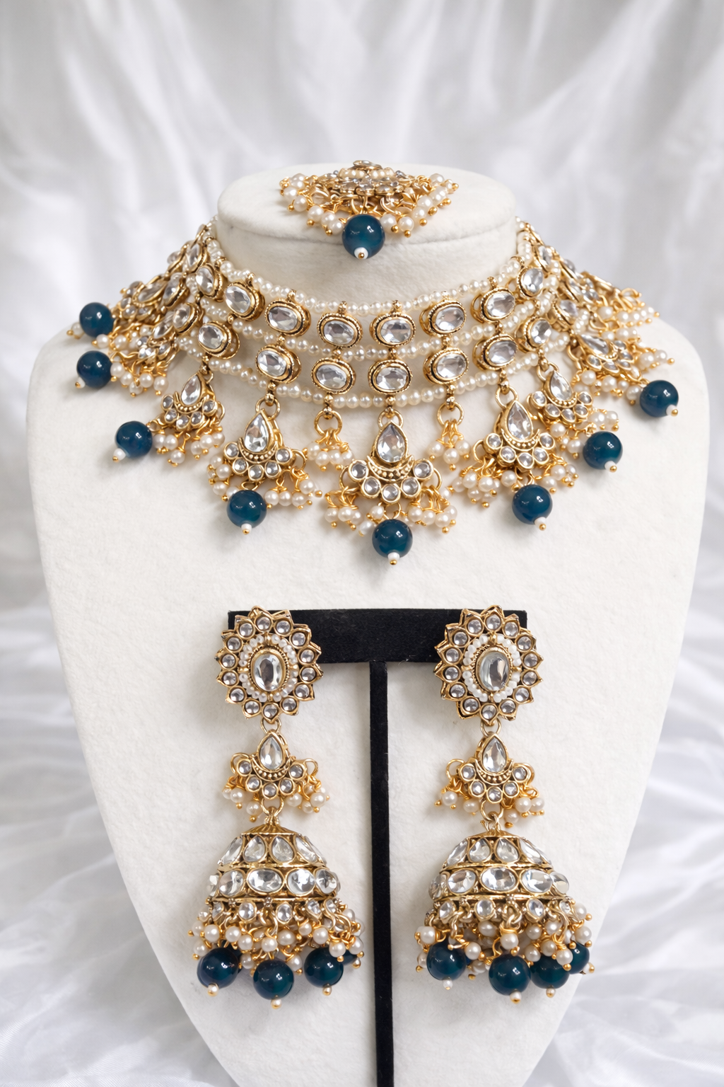 Hina Necklace Set