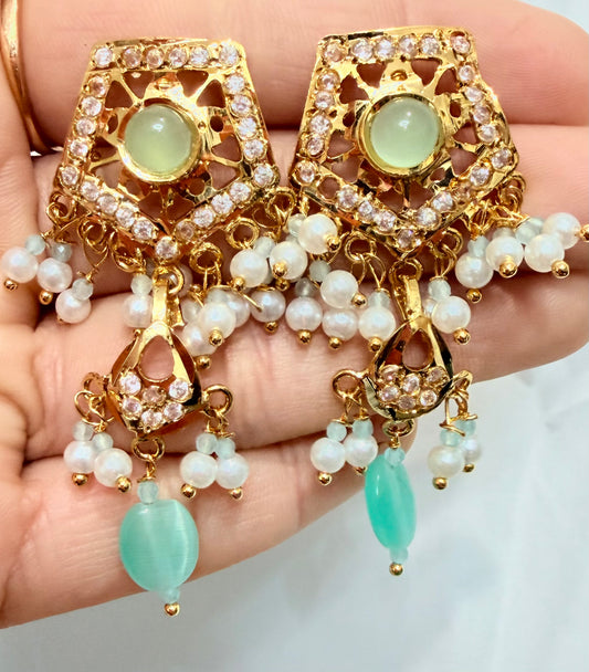 Jadau Earrings Studs