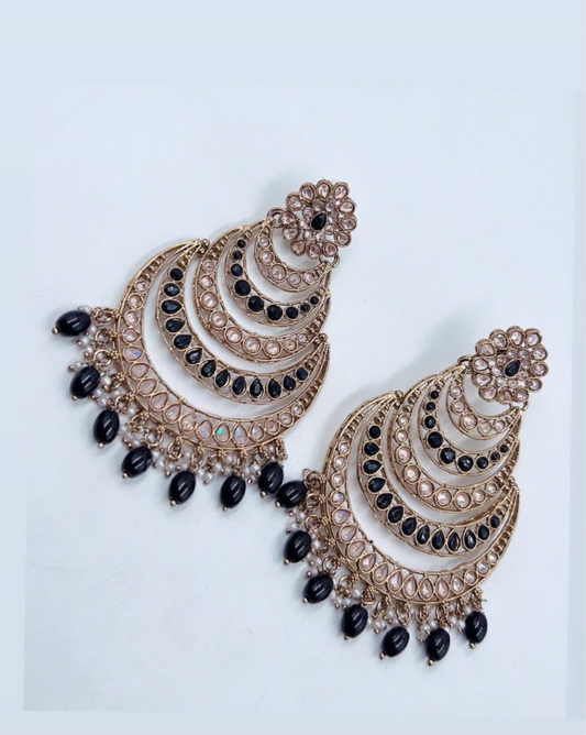 Black Earrings Set