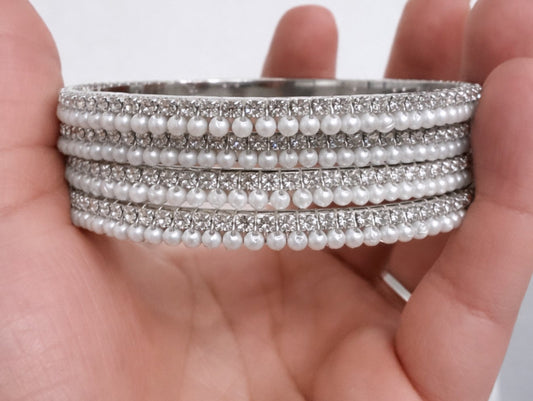 Hina Pearl Bangle Set