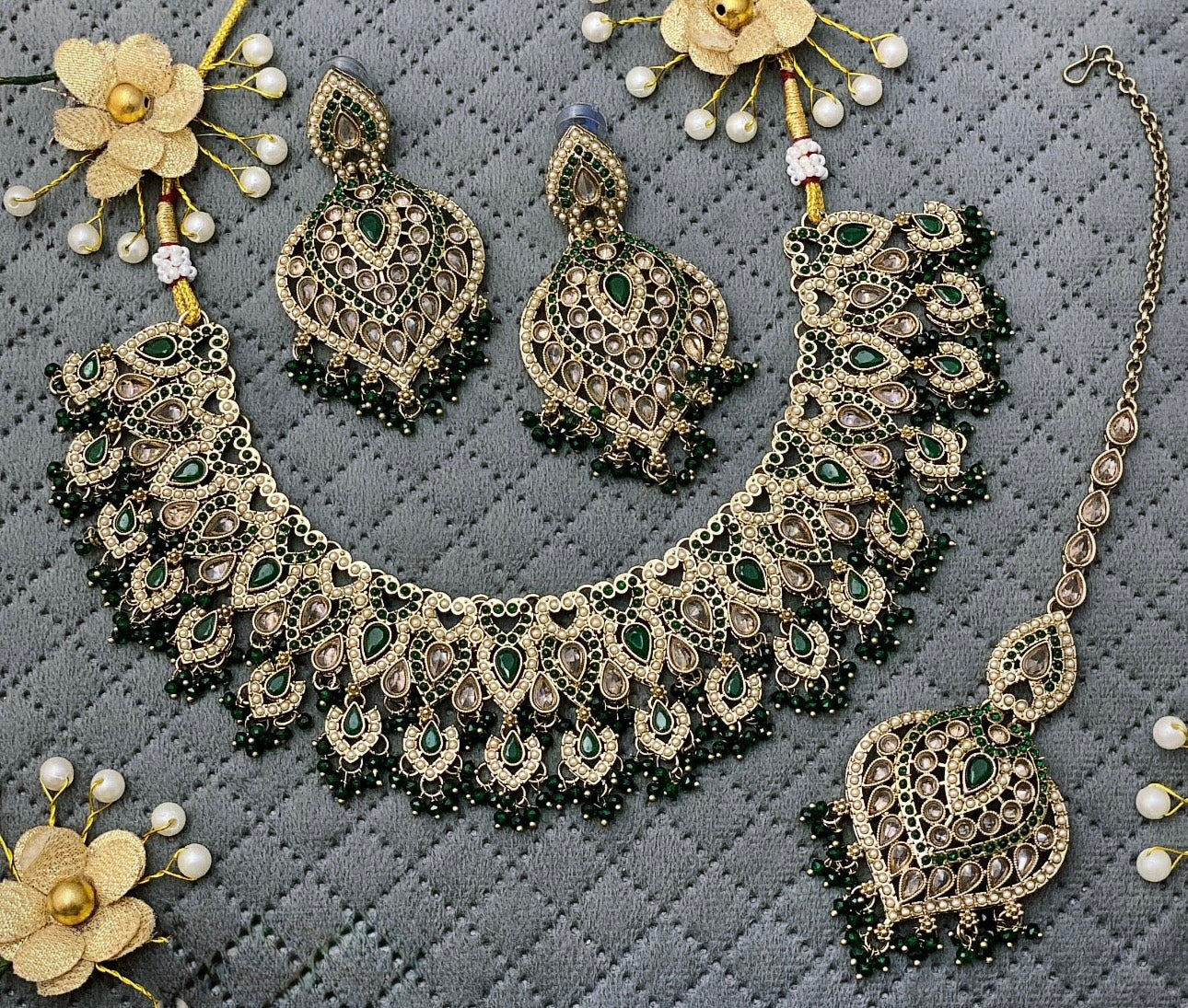 Dark Green and Gold Heavy Set