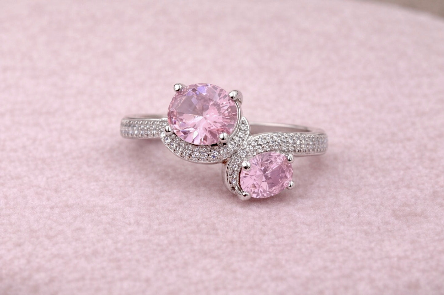 Myra VVS Clarity Ring