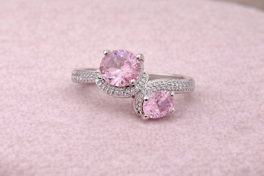 Myra VVS Clarity Ring