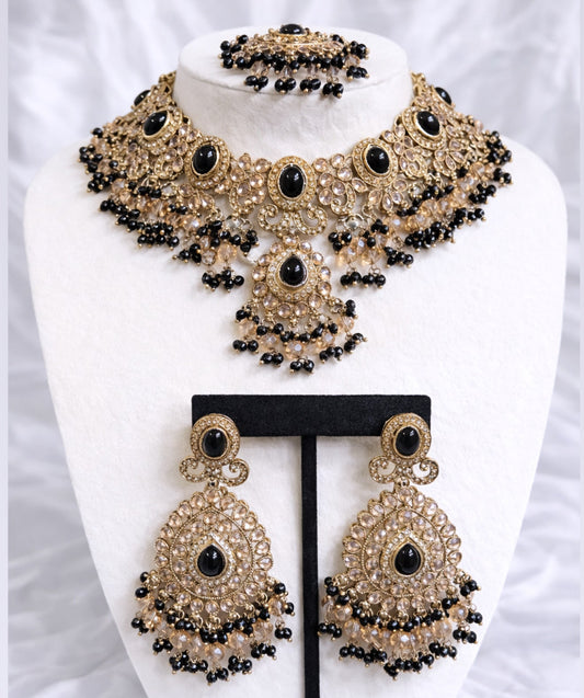 Nandini Necklace Set