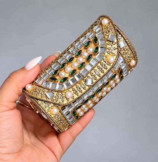 Mini Kundan & Pearl Clutch with Detachable Chain