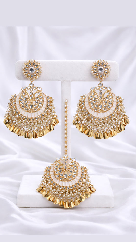 Jago Style Earrings & Tikka Set