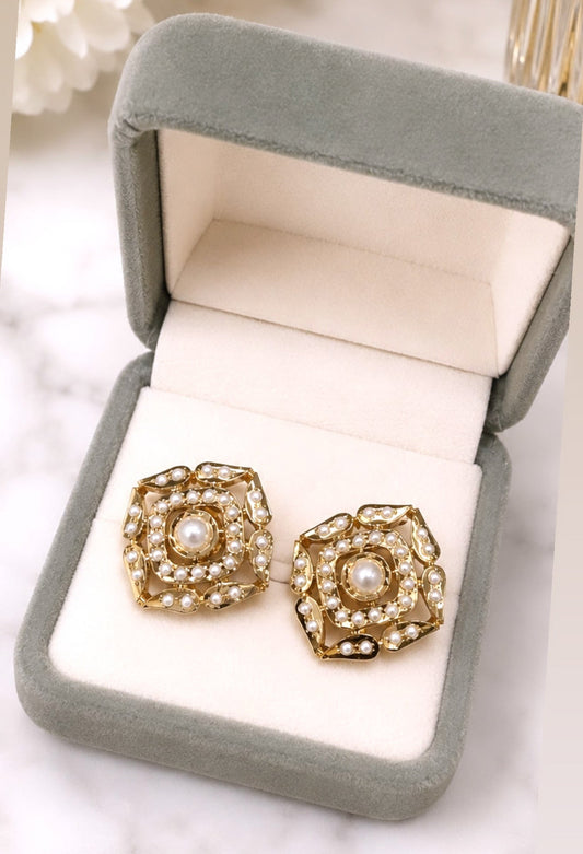 Sohni Jadau Pearl Studs