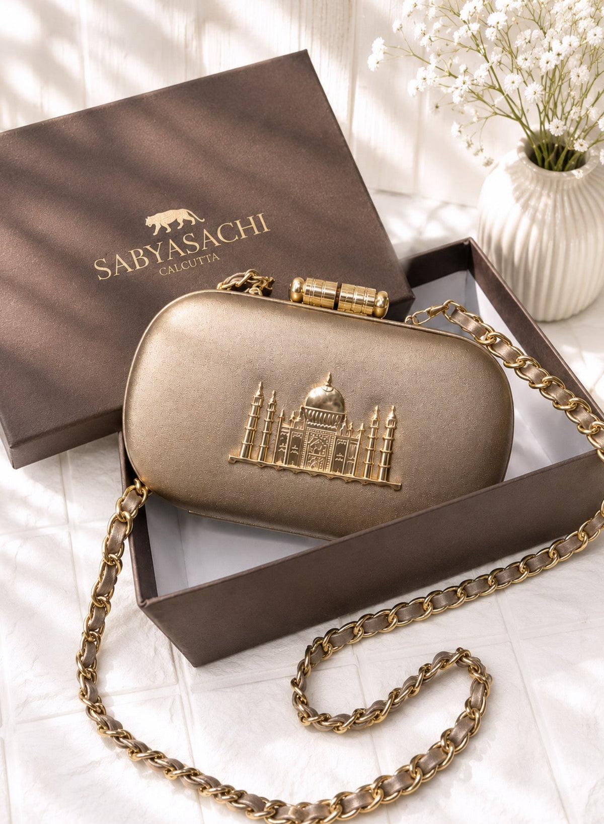 Sabya Premium Quality Taj Mahal Clutch-Back in Stock